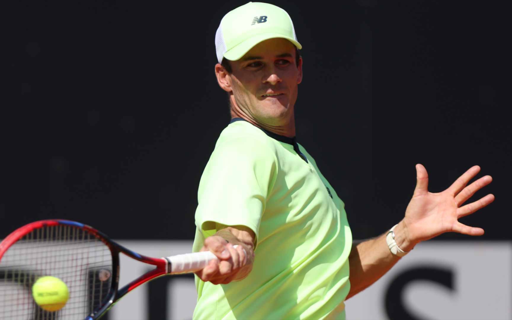 然占据优势 然占据优势