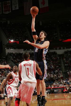 穆阿尼和埃 穆阿尼和埃