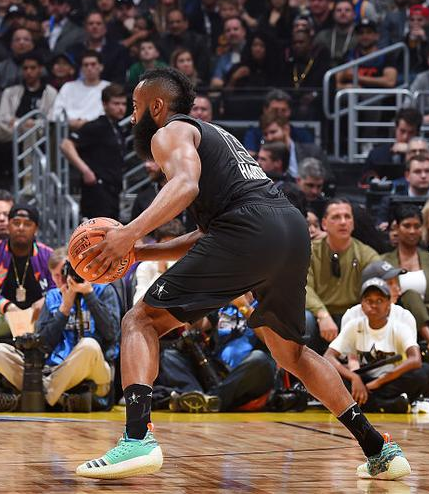 年在其代表 年在其代表