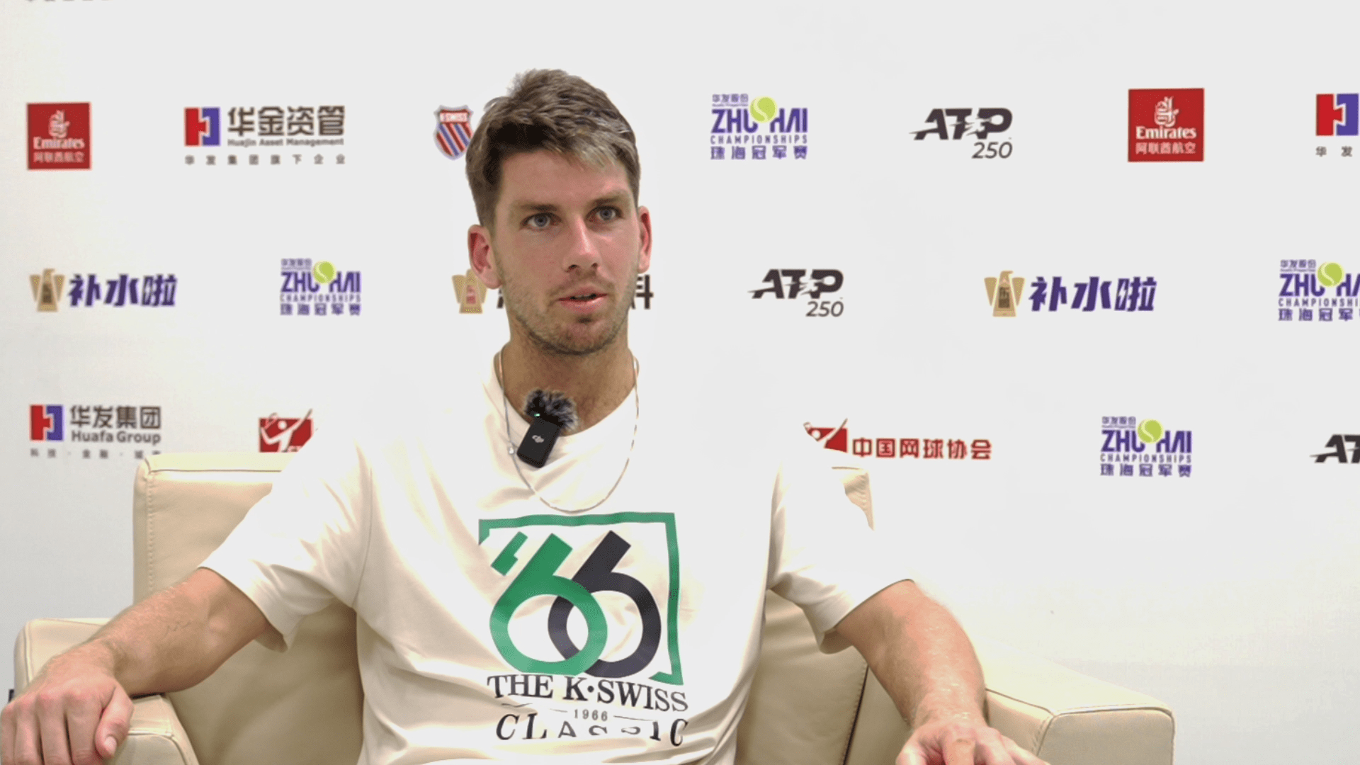 随着比赛的 随着比赛的