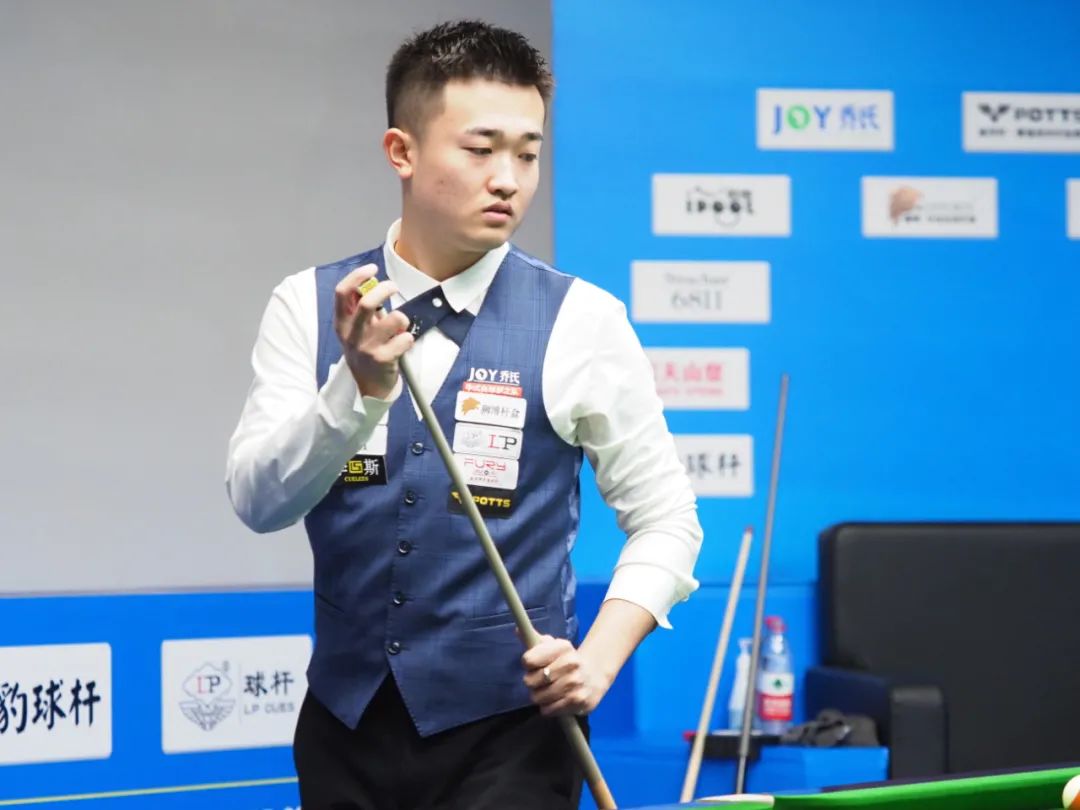 华与背后的 华与背后的