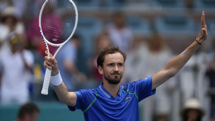 凭借其快速 凭借其快速